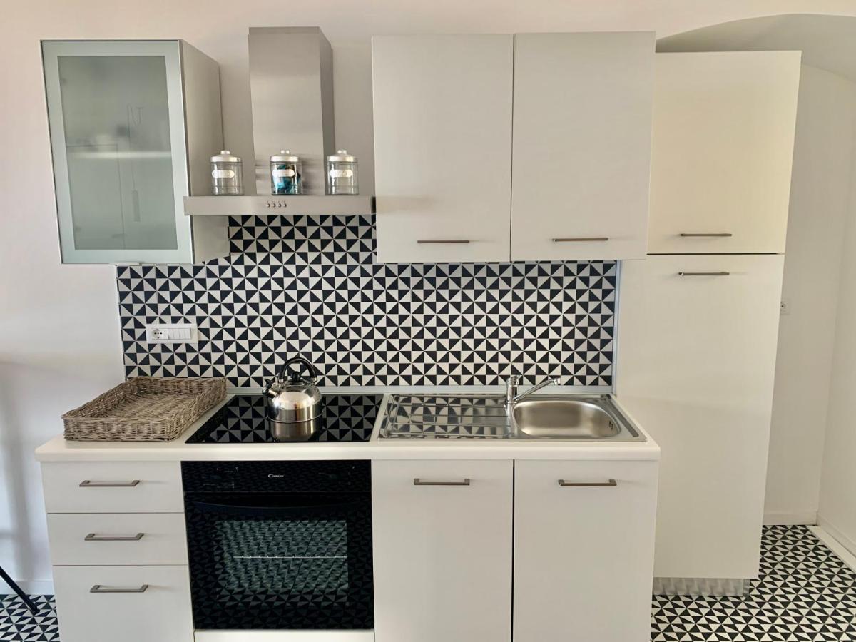I Mezzanini Di Palazzo Bonaccorsi Apartman Milazzo Kültér fotó