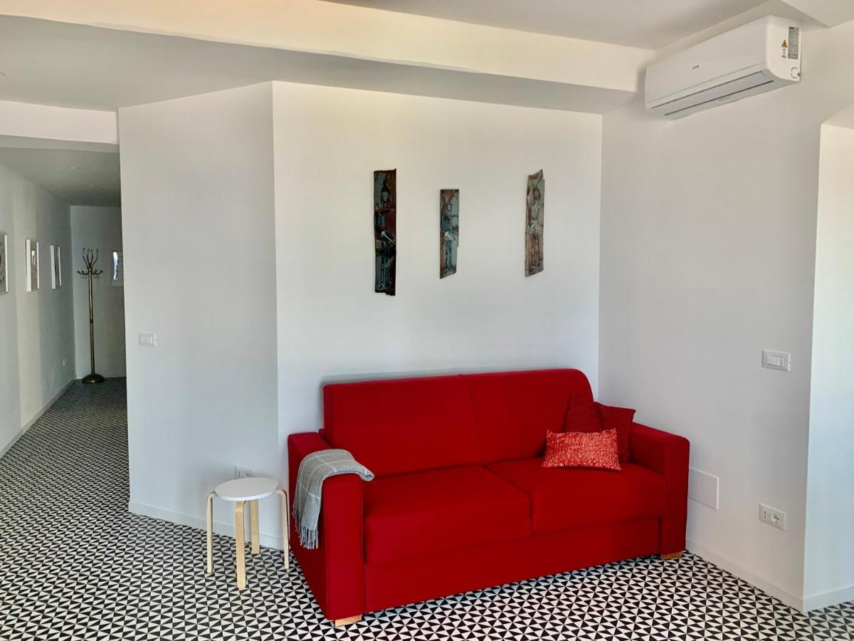 I Mezzanini Di Palazzo Bonaccorsi Apartman Milazzo Kültér fotó