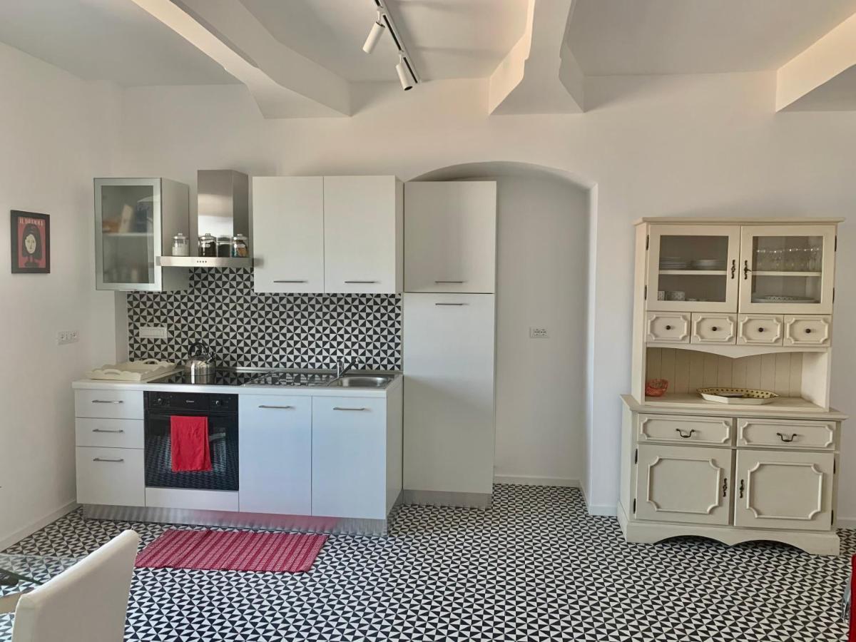 I Mezzanini Di Palazzo Bonaccorsi Apartman Milazzo Kültér fotó
