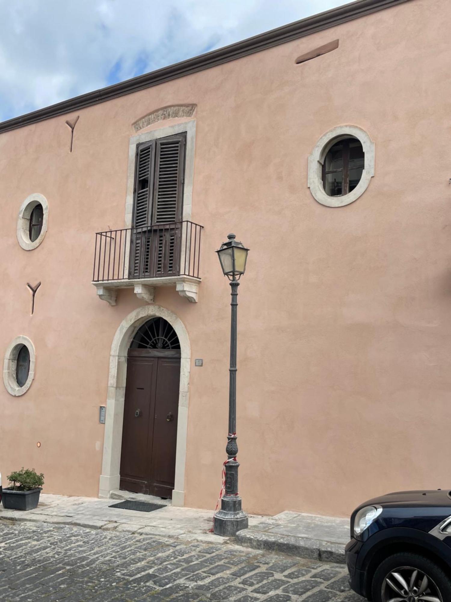 I Mezzanini Di Palazzo Bonaccorsi Apartman Milazzo Kültér fotó